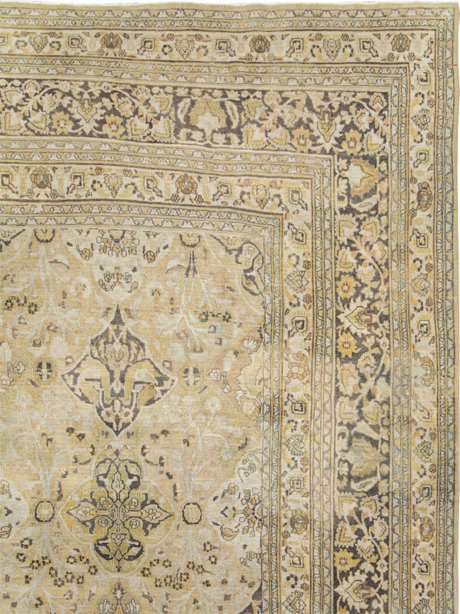 Antique Persian Dorokhsh Carpet, No.24413 - Gss