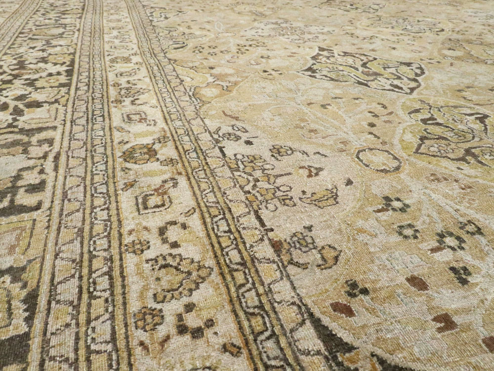 Antique Persian Dorokhsh Carpet, No.24413 - Gss
