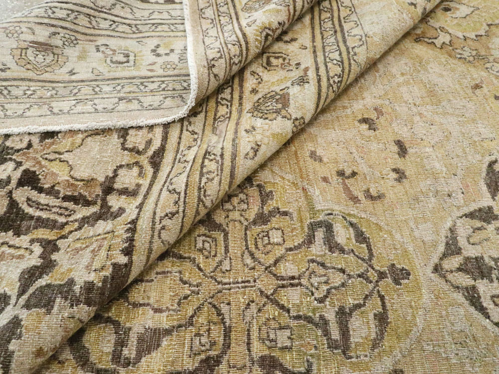 Antique Persian Dorokhsh Carpet, No.24413 - Gss