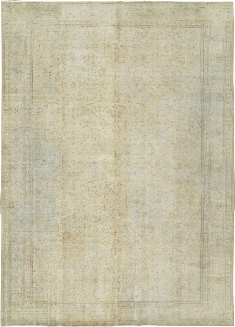 Vintage Turkish Sivas Distressed Carpet, No.24414 - Gss