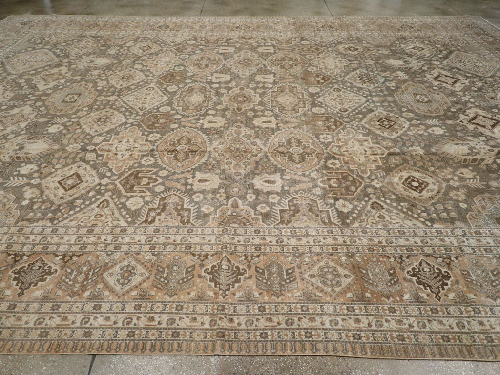 Antique Persian Tabriz Carpet, No.24472 - Gss