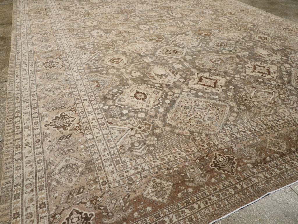 Antique Persian Tabriz Carpet, No.24472 - Gss