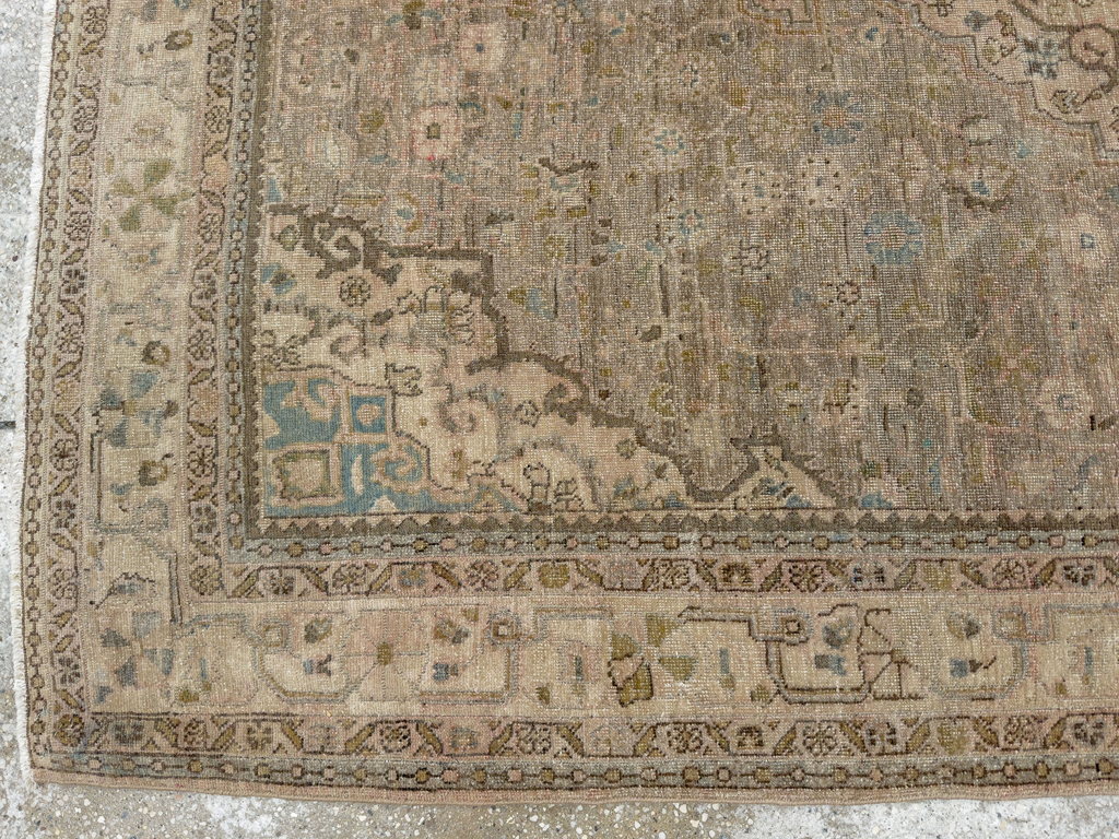 Antique Persian Sarouk Fereghan Accent Rug, No.24479 - Gss