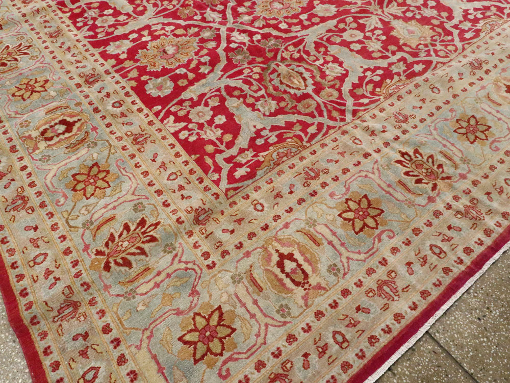 Antique Persian Tabriz Carpet, No.24493 - Gss