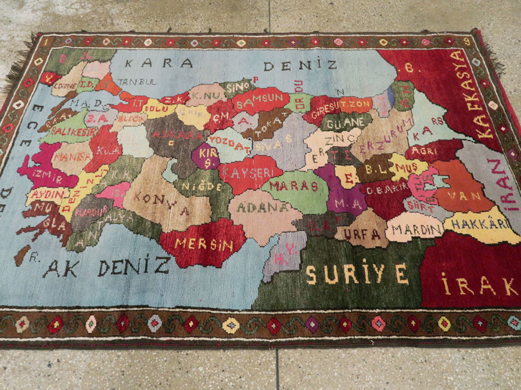Vintage Turkish Anatolian Map Rug, No.24515 - Gss