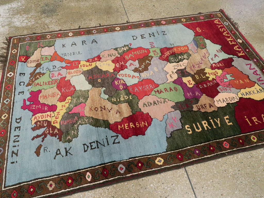 Vintage Turkish Anatolian Map Rug, No.24515 - Gss