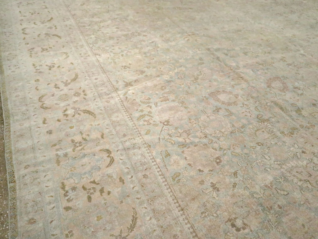 Antique Persian Tabriz Carpet, No.24516 - Gss
