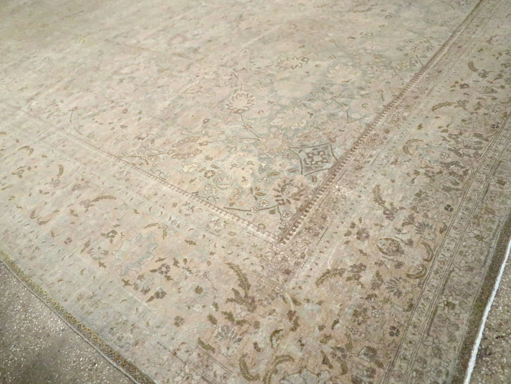 Antique Persian Tabriz Carpet, No.24516 - Gss