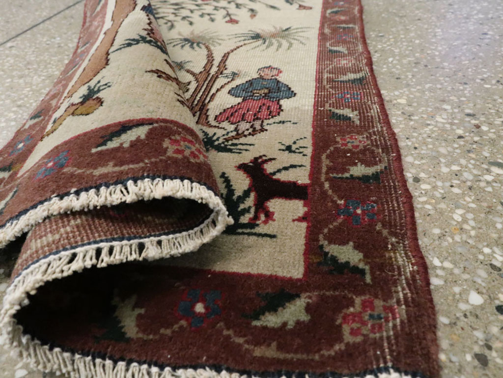 Vintage Persian Tabriz Pictorial Rug, No.24526 - Gss