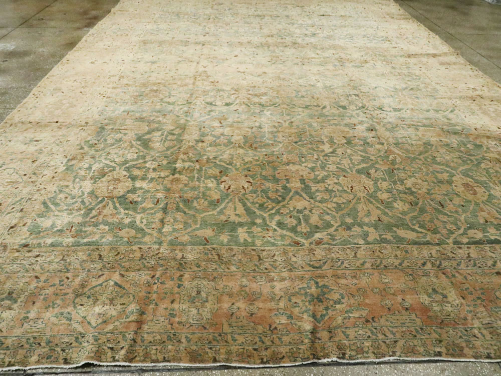 Antique Persian Tabriz Carpet, No.24529 - Gss