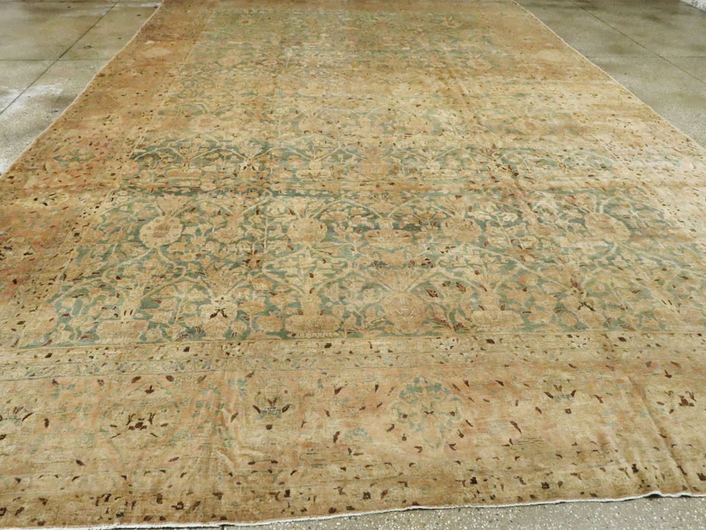 Antique Persian Tabriz Carpet, No.24529 - Gss