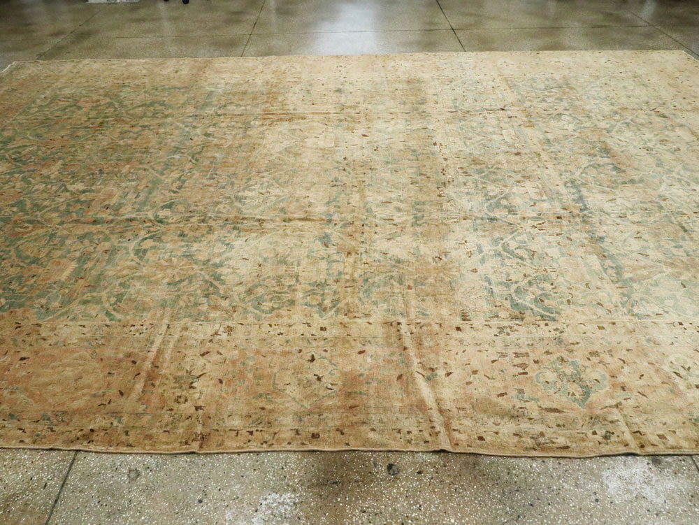 Antique Persian Tabriz Carpet, No.24529 - Gss