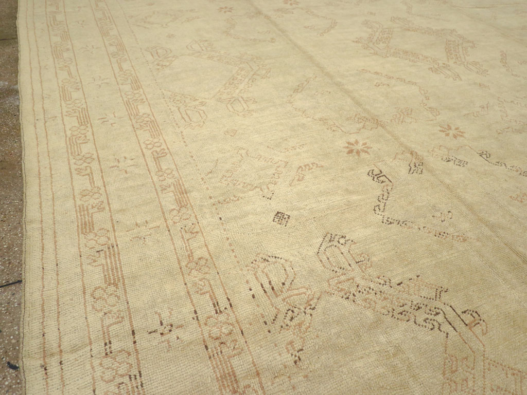 Antique Turkish Oushak Carpet, No.24530 - Gss