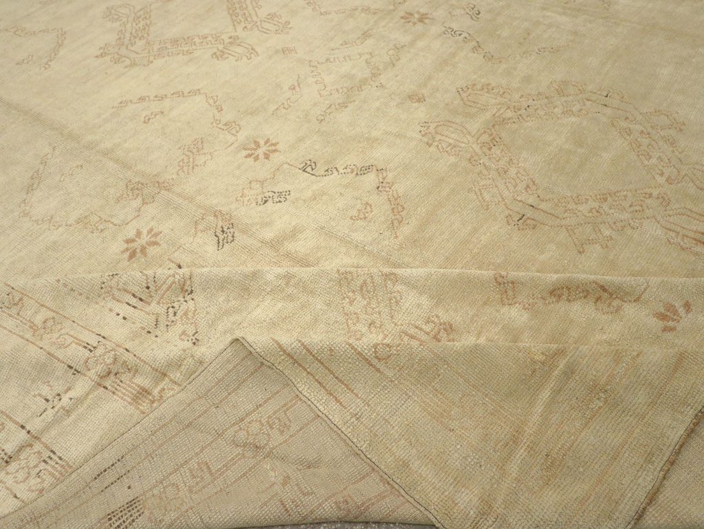 Antique Turkish Oushak Carpet, No.24530 - Gss