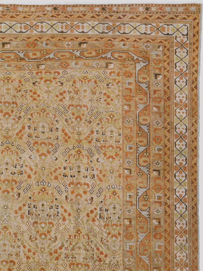 Vintage Persian Shiraz Carpet, No.24556 - Gss