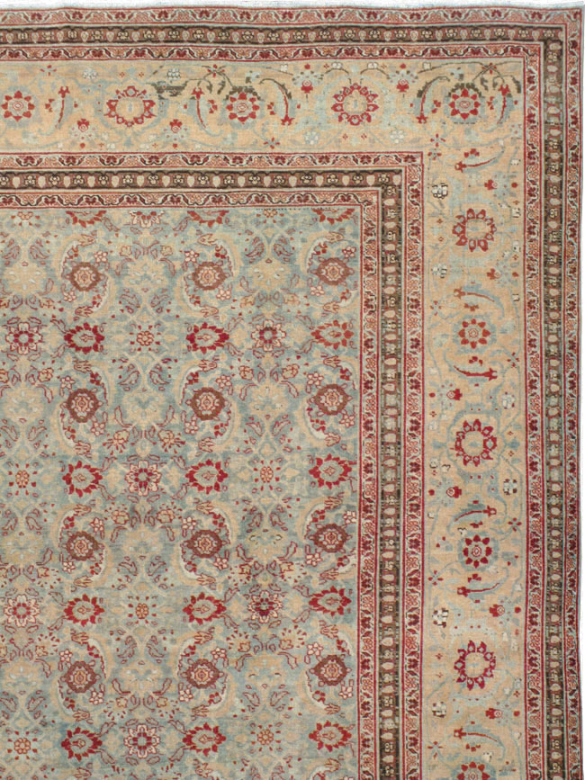 Antique Persian Tabriz Carpet, No.24559 - Gss