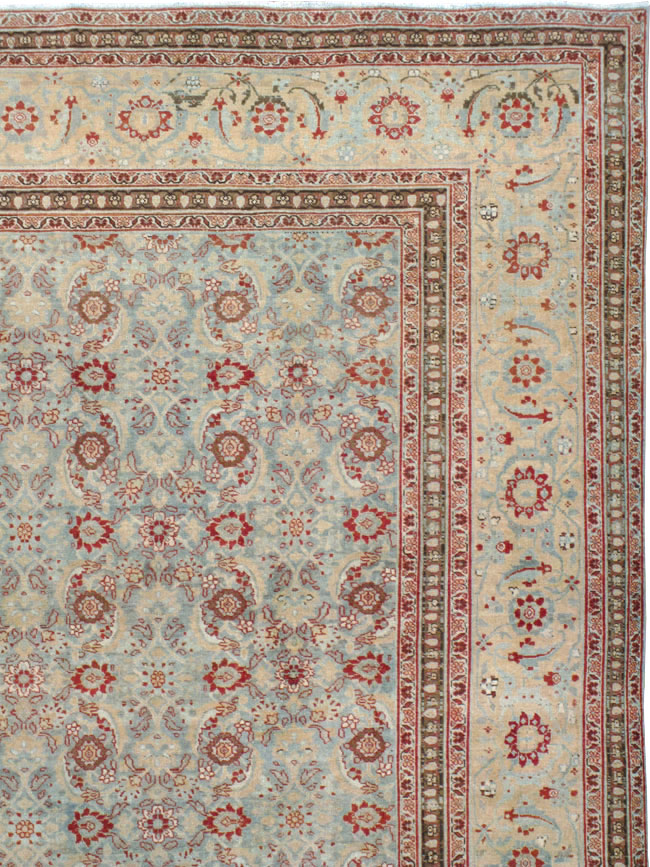 Antique Persian Tabriz Carpet, No.24559 - Gss
