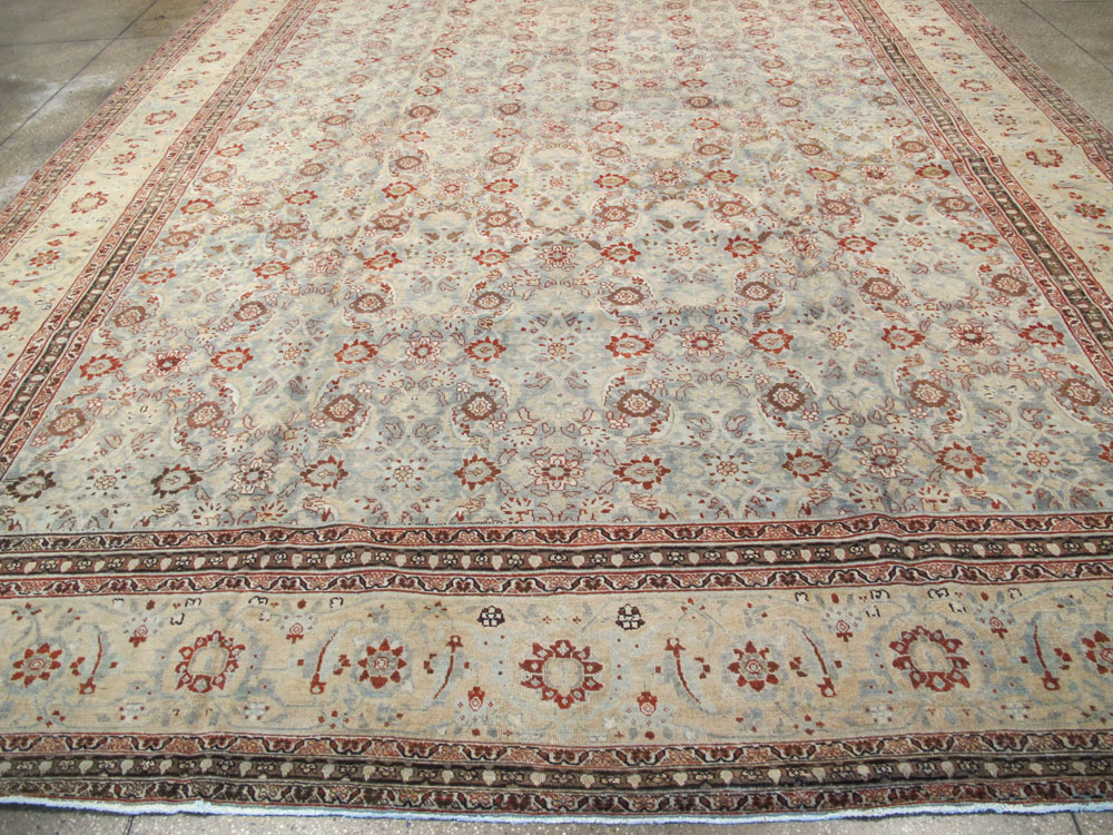 Antique Persian Tabriz Carpet, No.24559 - Gss