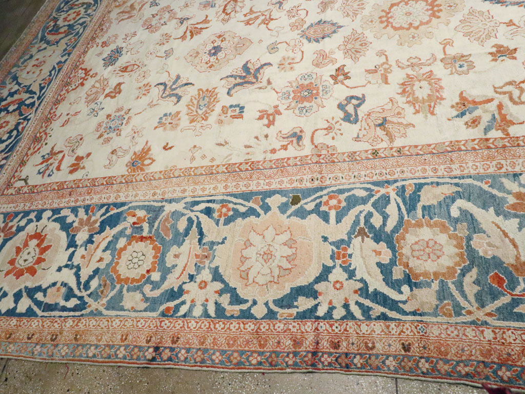 Antique Persian Sultanabad Carpet, No.24573 - Gss