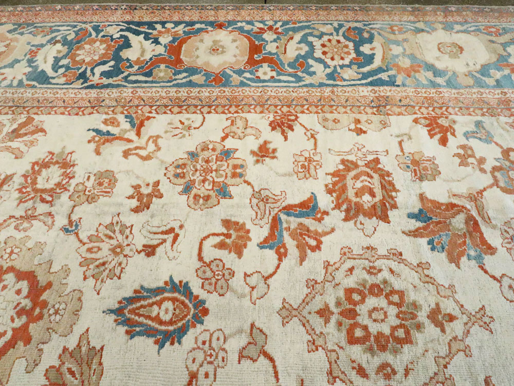 Antique Persian Sultanabad Carpet, No.24573 - Gss