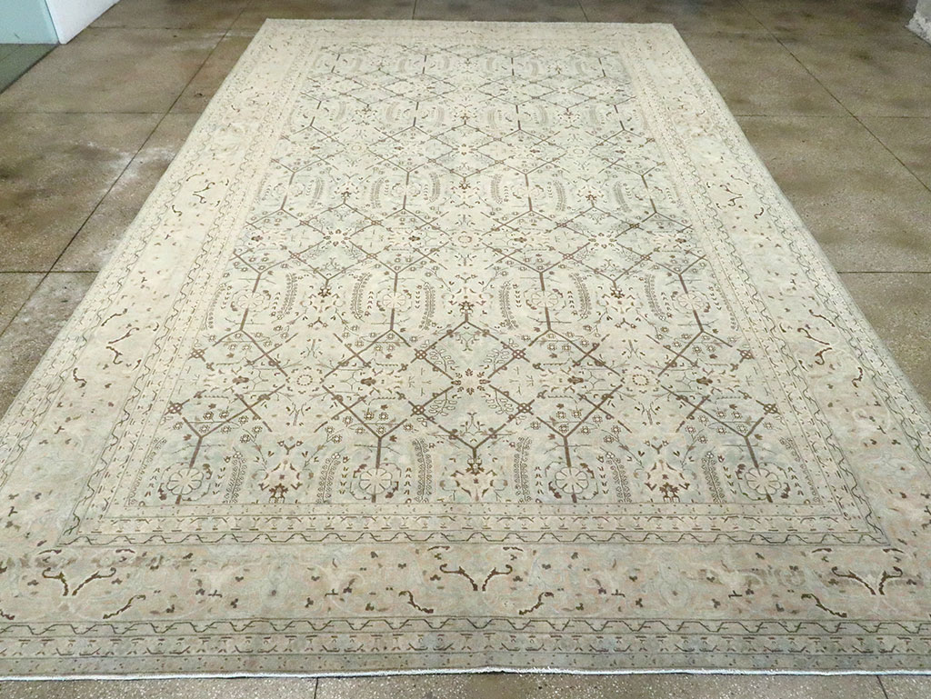 Antique Persian Tabriz Carpet, No.24579 - Gss
