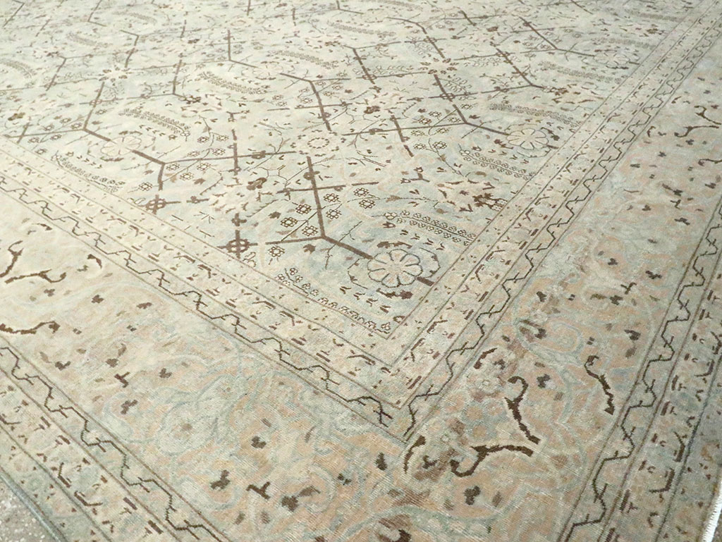 Antique Persian Tabriz Carpet, No.24579 - Gss