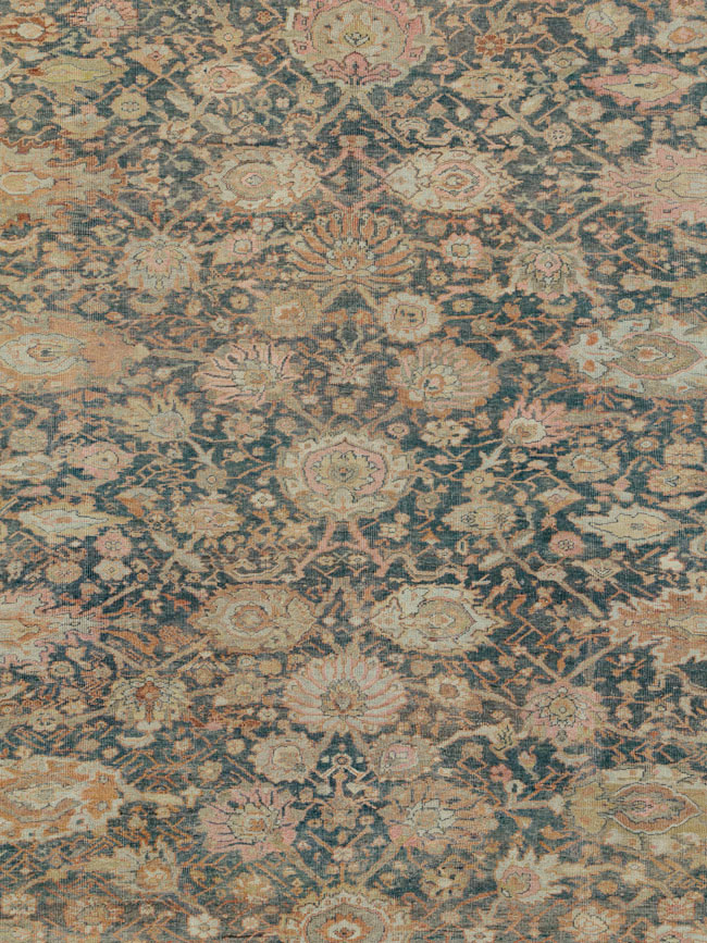Antique Persian Sultanabad Carpet, No.24727 - Gss