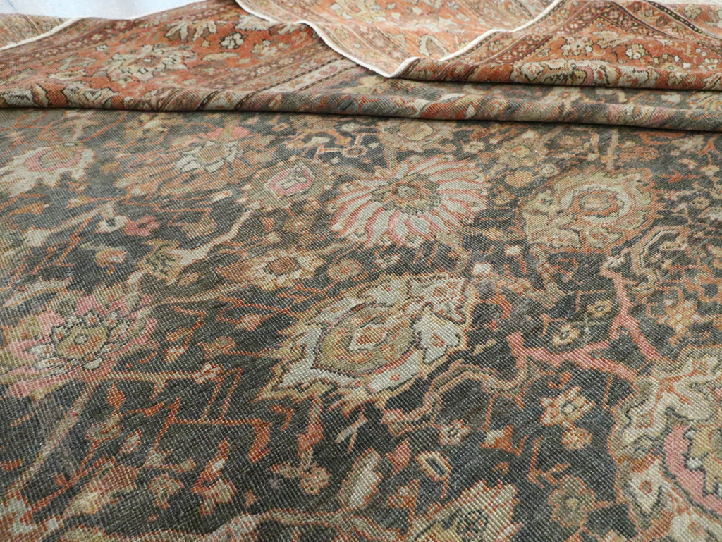 Antique Persian Sultanabad Carpet, No.24727 - Gss
