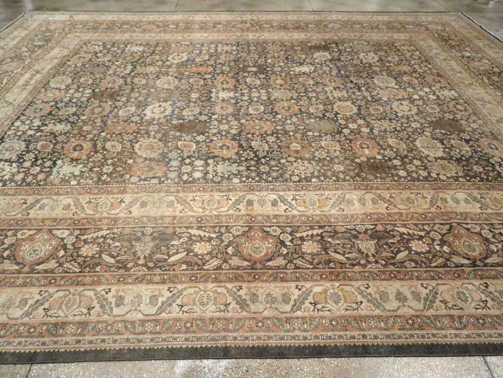 Antique Persian Tabriz Carpet, No.24729 - Gss