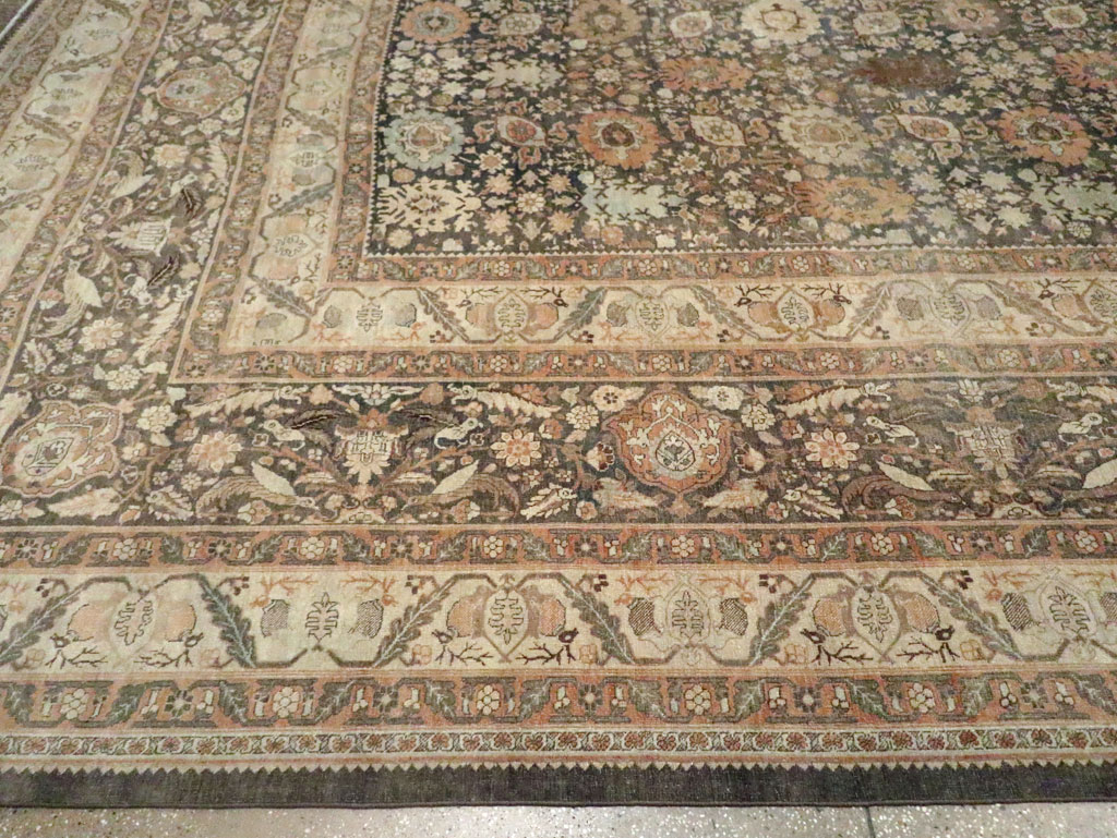 Antique Persian Tabriz Carpet, No.24729 - Gss