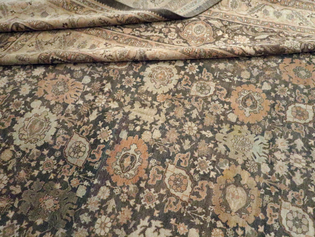 Antique Persian Tabriz Carpet, No.24729 - Gss