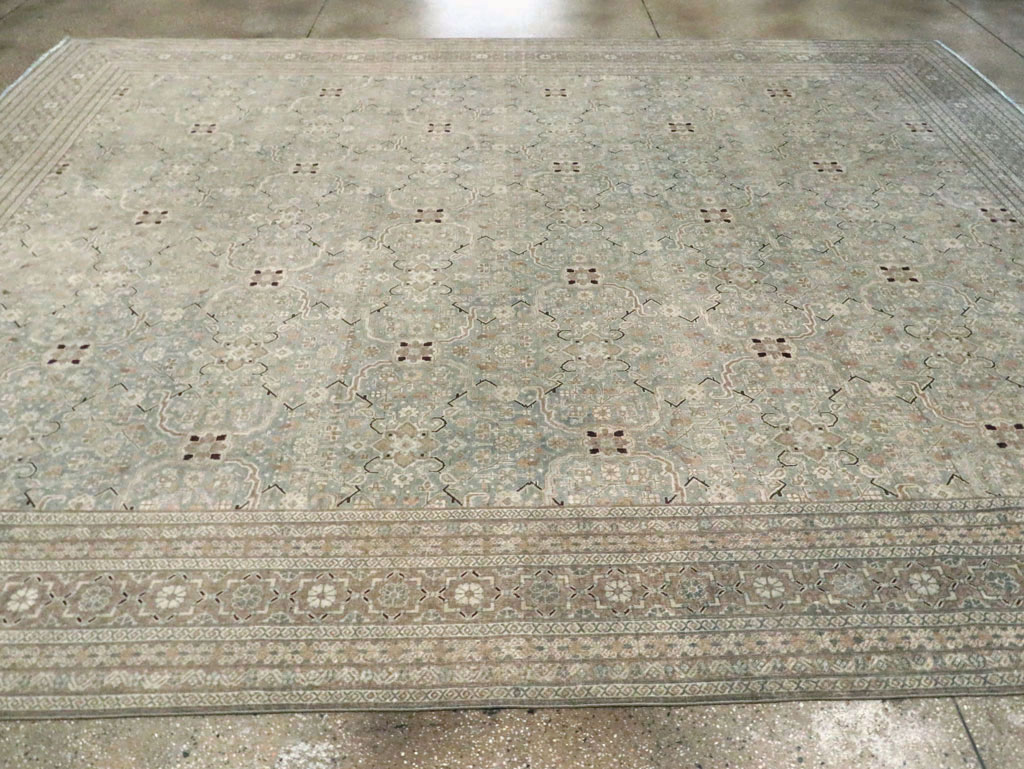 Antique Persian Tabriz Carpet, No.24810 - Gss