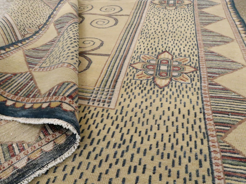 Vintage Indian Modern Rug, No.24834 - Gss