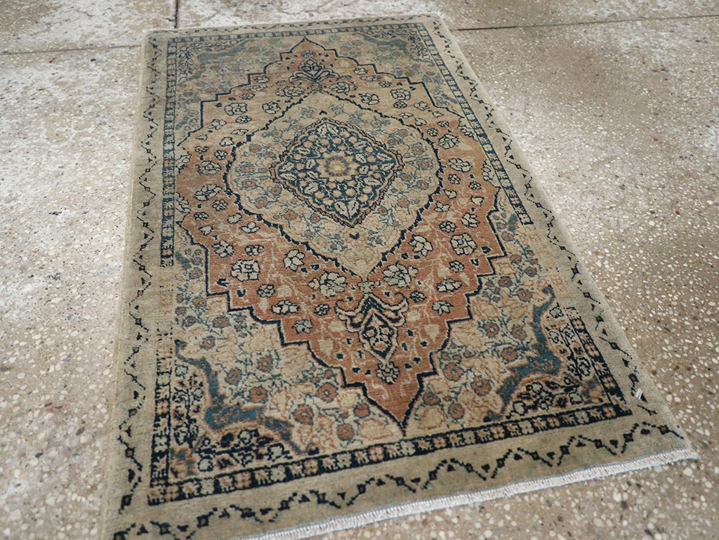 Antique Persian Tabriz Hagi Jalili Throw Rug, No.24874 - Gss
