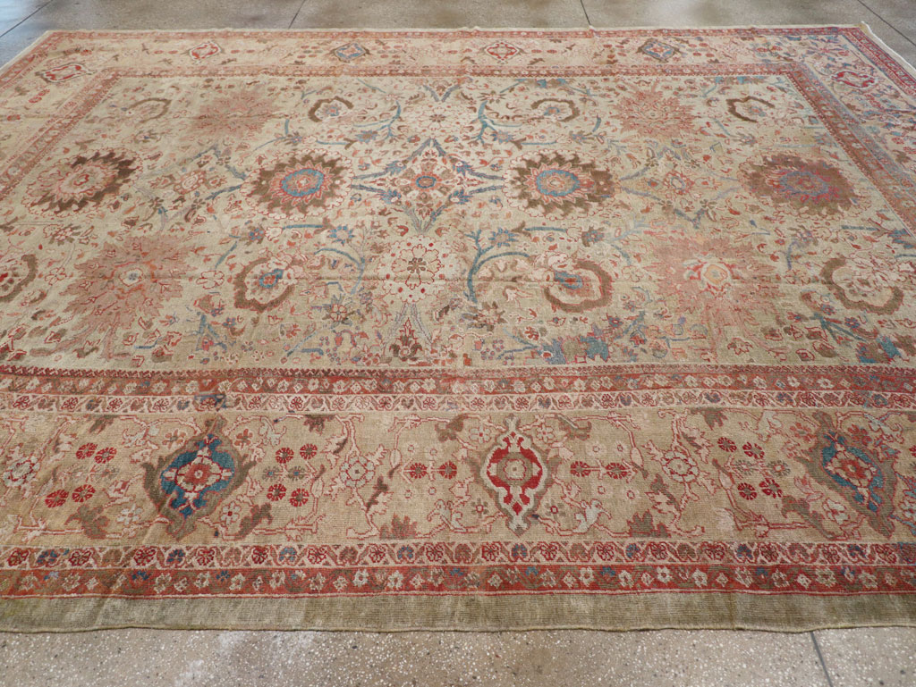 Antique Persian Sultanabad Carpet, No.24878 - Gss