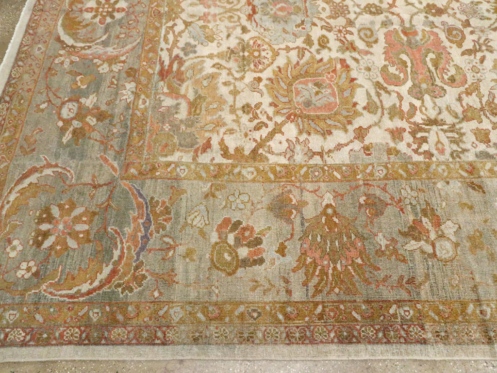 Antique Persian Sultanabad Carpet, No.24879 - Gss