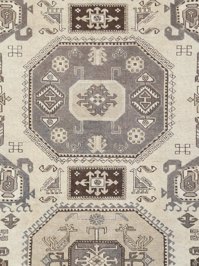 Vintage Persian Veece Carpet, No.24880 - Gss