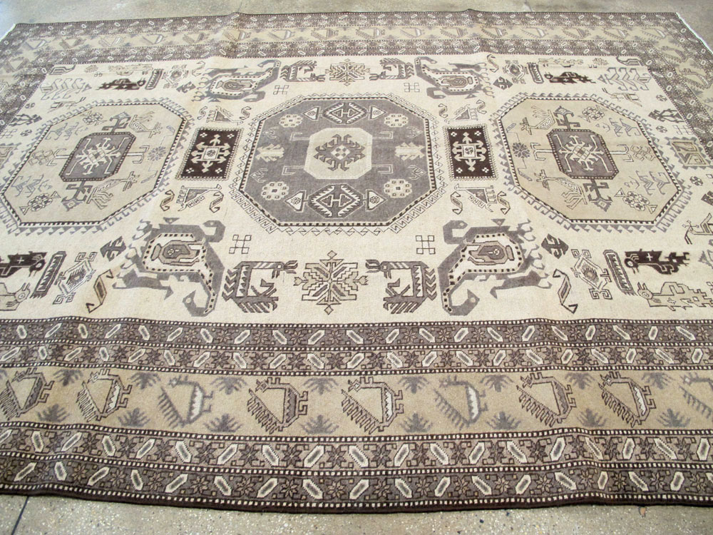 Vintage Persian Veece Carpet, No.24880 - Gss