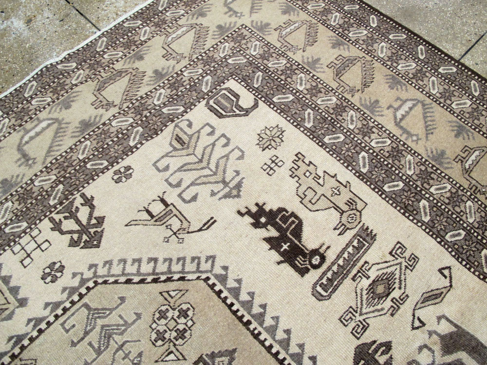Vintage Persian Veece Carpet, No.24880 - Gss