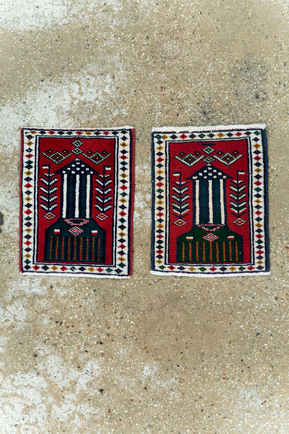 Vintage Persian Pictorial Baluch Rug (Pair: 1 of 2), No.24905 - Gss