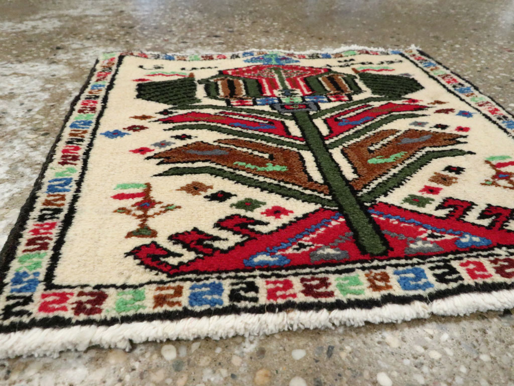 Vintage Persian Baluch Pictorial Rug, No.24934 - Gss