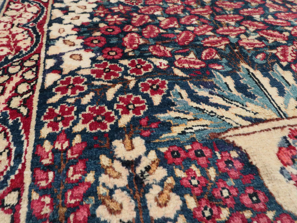Antique Persian Lavar Kerman Rug, No.24995 - Gss