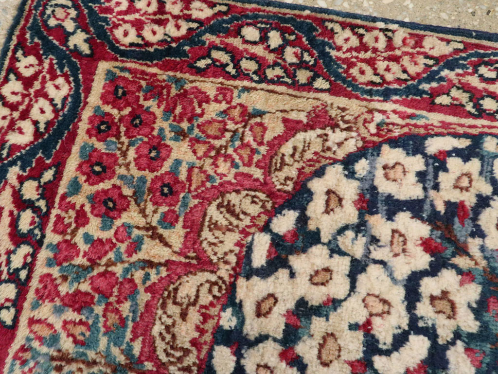 Antique Persian Lavar Kerman Rug, No.24995 - Gss