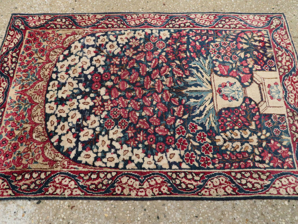 Antique Persian Lavar Kerman Rug, No.24995 - Gss