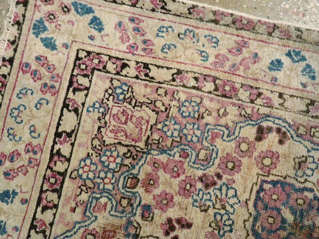 Antique Persian Lavar Kerman Rug, No.25007 - Gss