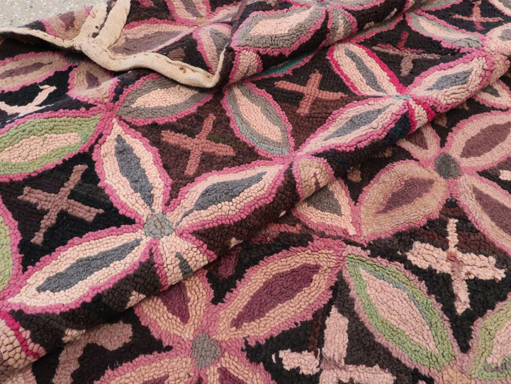 Antique American Hook Rug, No.25033 - Gss