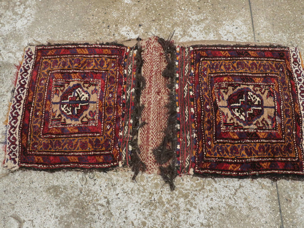 Vintage Persian Baluch Saddlebag (Khorjin), No.25077 - Gss