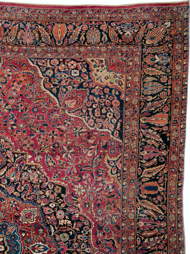 Antique Persian Sarouk Carpet, No.25095 - Gss