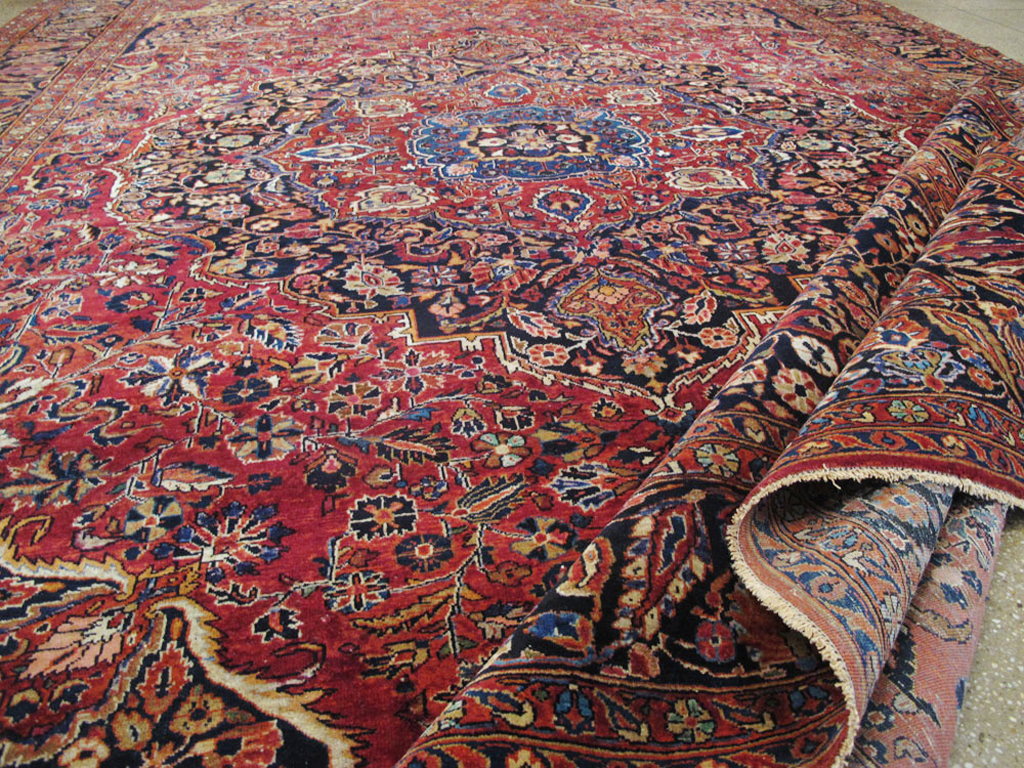Antique Persian Sarouk Carpet, No.25095 - Gss