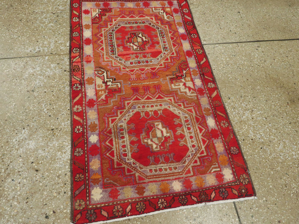 Vintage Persian Tabriz Rug, No.25170 - Gss
